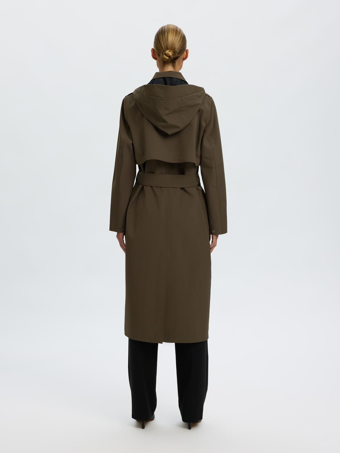 model_shot-back